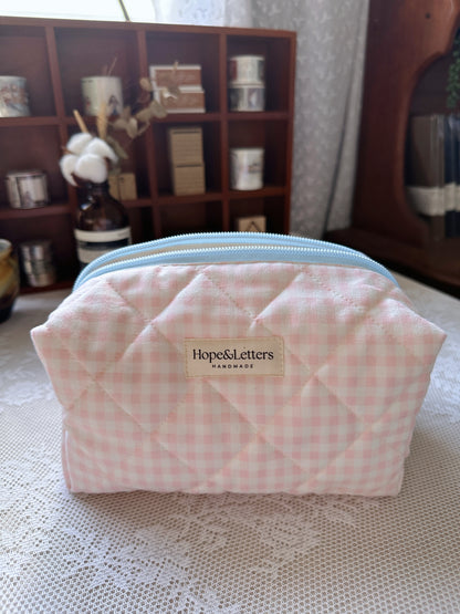 (NEW) Hopeless Romantic - Blush & Bloom Make up bag