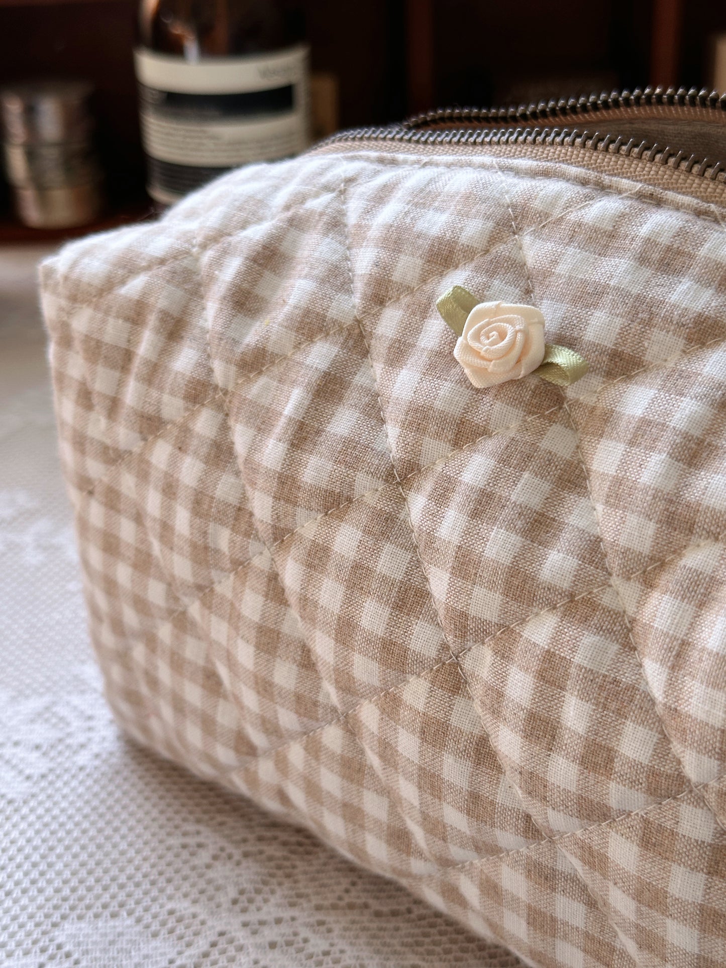 (NEW) Hopeless Romantic - Honeycomb Heart Make up bag